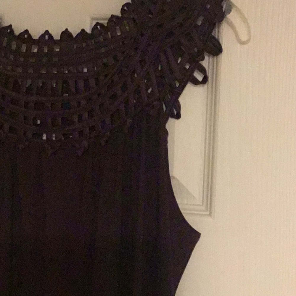 Like New Deep Maroon Perception Concept Women’s T… - image 5